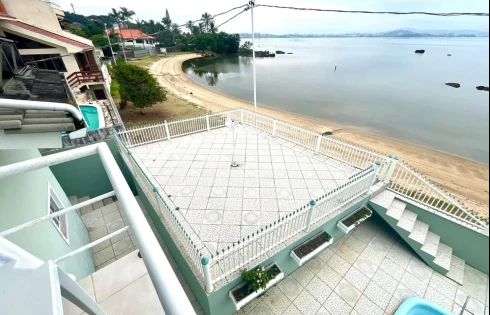 Casa em Ponta de Baixo, São José