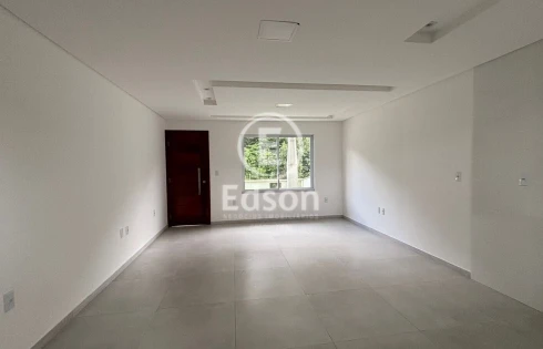 Casa em Forquilhas, São José