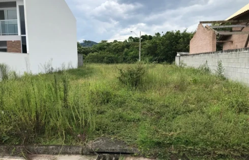 Terreno em Forquilhas, São José