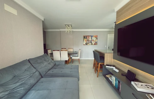 Apartamento em Kobrasol, São José