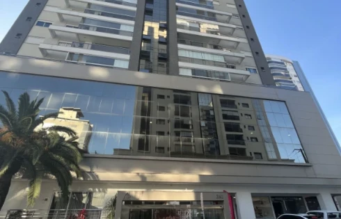 Apartamento em Kobrasol, São José