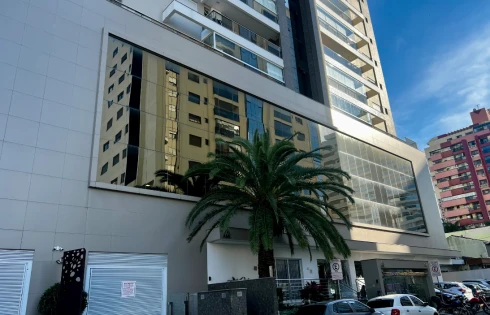 Apartamento em Kobrasol, São José