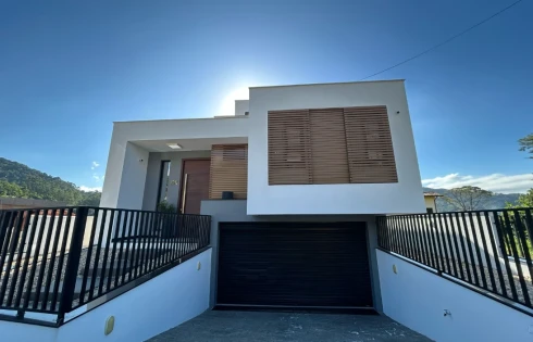 Casa em Centro, Águas Mornas