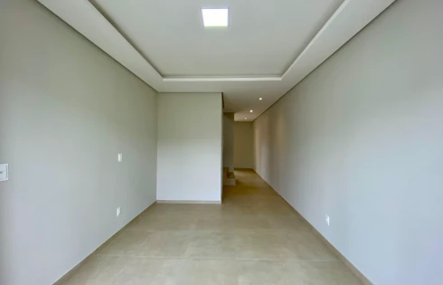 Sobrado geminado em Forquilhas, São José