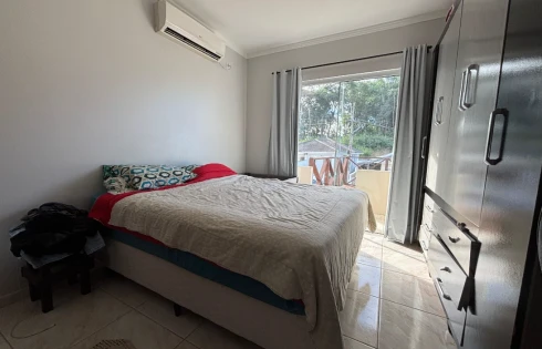 Sobrado geminado em Bela Vista, Palhoça