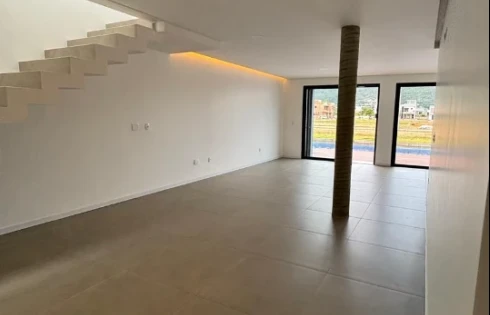 Casa em Deltaville, Biguaçu