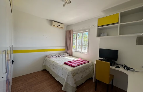 Casa em Caminho Novo, Palhoça
