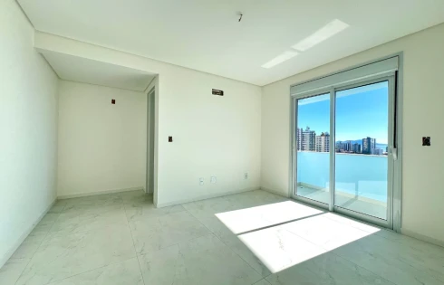 Apartamento em Barreiros, São José
