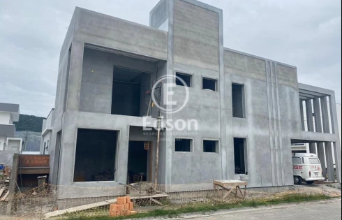 Casa em Beira Rio, Biguaçu