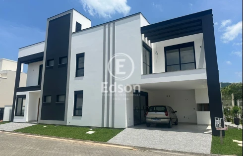 Casa em Beira Rio, Biguaçu