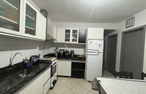 Casa em Ponte do Imaruim, Palhoça