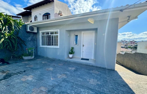 Casa em Capoeiras, Florianópolis
