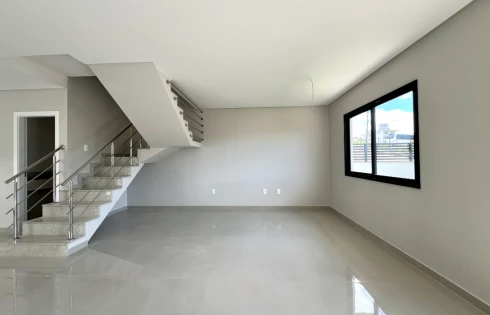 Sobrado geminado em Areias, São José