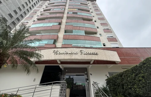 Apartamento em Nossa Senhora do Rosário, São José