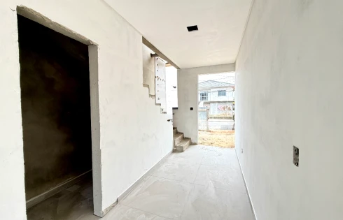 Sobrado geminado em Serraria, São José
