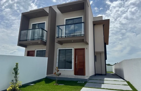 Sobrado geminado em Sertão do Maruim, São José