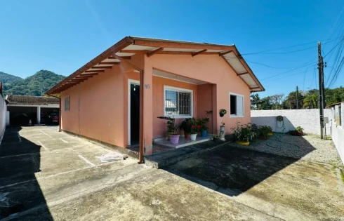 Casa em São Sebastião, Palhoça
