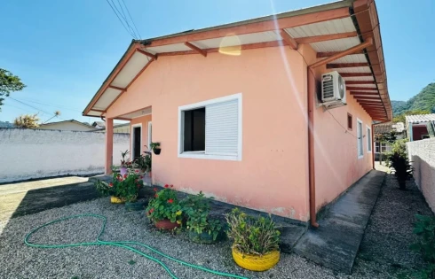 Casa em São Sebastião, Palhoça