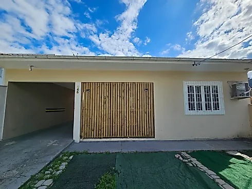 Casa em Madri, Palhoça