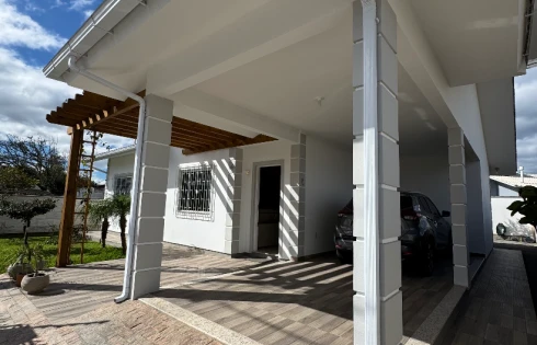 Casa em Aririú, Palhoça