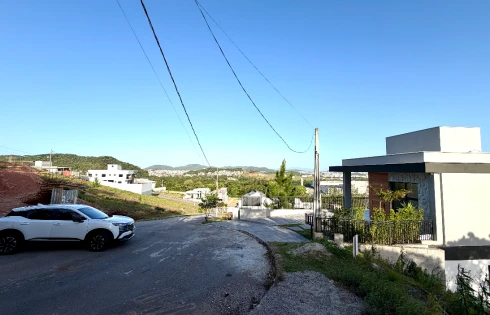 Terreno em Forquilhas, São José