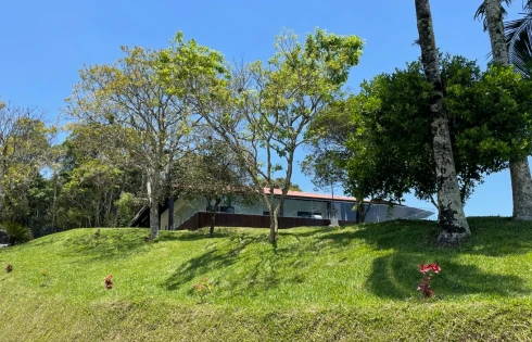Casa em Pagará 3, Santo Amaro da Imperatriz