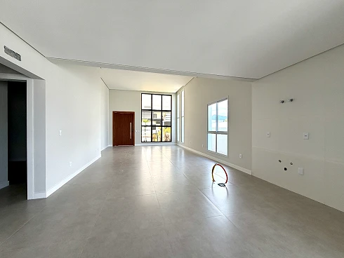 Casa em Vila Becker, Santo Amaro da Imperatriz