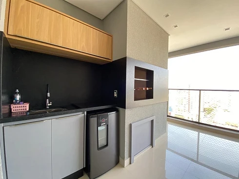 Apartamento em Meia Praia, Itapema