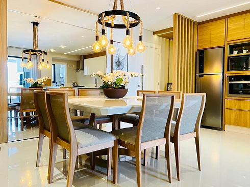 Apartamento em Meia Praia, Itapema