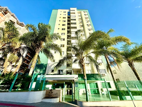Apartamento em Barreiros, São José