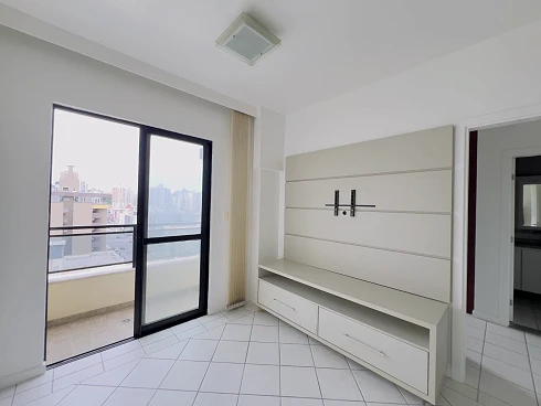 Apartamento em Kobrasol, São José