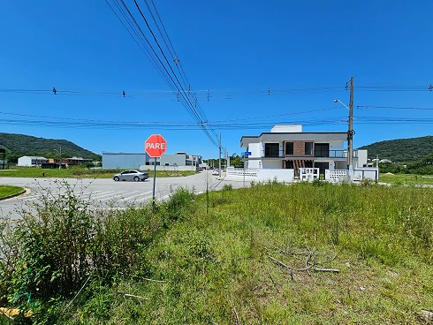 Terreno em Forquilhas, São José