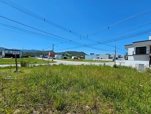 Terreno em Forquilhas, São José