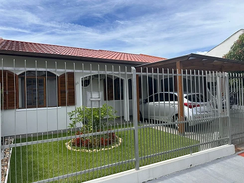 Casa em Nossa Senhora do Rosário, São José