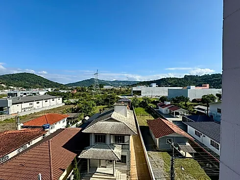 Apartamento em Aririú, Palhoça