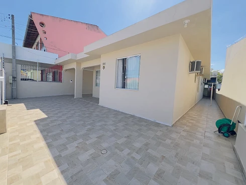 Casa em Ipiranga, São José