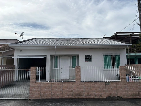 Casa em Madri, Palhoça