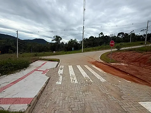 Terreno em Forquilhas, São José