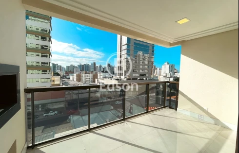 Apartamento em Kobrasol, São José