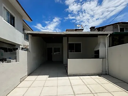 Casa Geminada com 2 quartos em Bela Vista, Palhoça