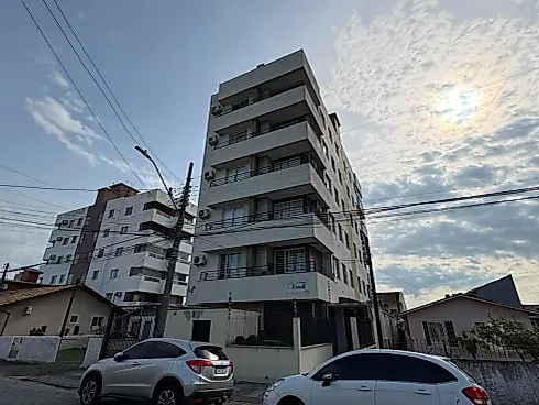 Apartamento com 2 quartos em Ponte do Imaruim, Palhoça