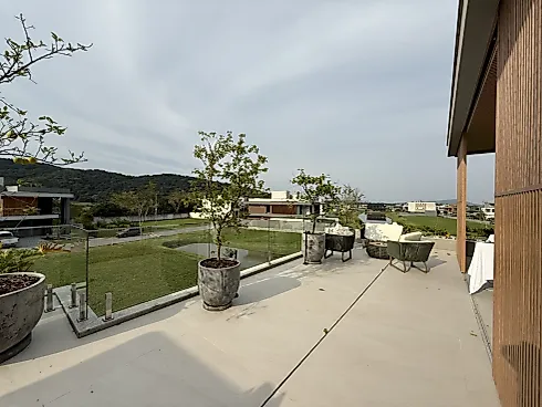 Thumbnail 14