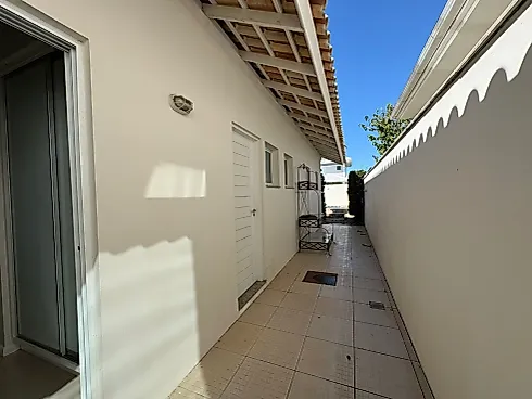 Thumbnail 16