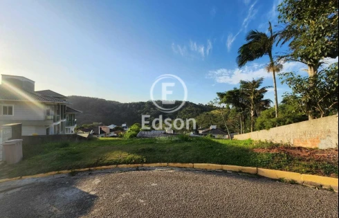 Terreno em Bosque das Mansões, São José