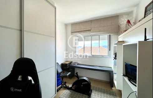 Apartamento em Praia Comprida, São José