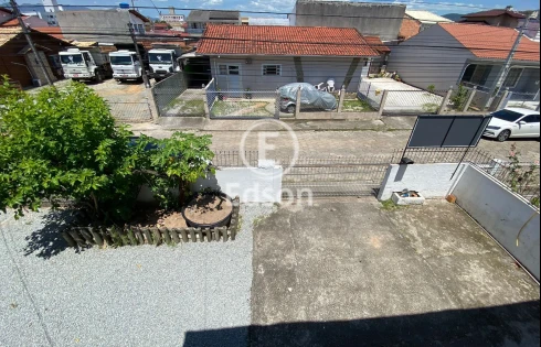 Casa em Ponte do Imaruim, Palhoça