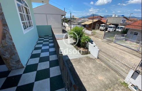 Casa em Ponte do Imaruim, Palhoça