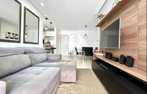 Apartamento em Kobrasol, São José