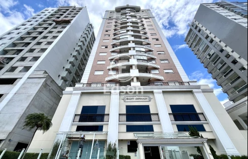 Apartamento em Kobrasol, São José