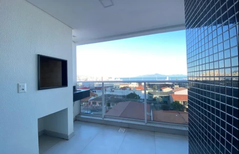 Apartamento em Kobrasol, São José